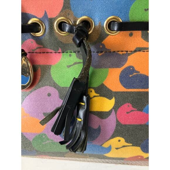 DOONEY & BOURKE MEDUM COATED CANVAS MULIT DUCK CROSSBODY BAG - Picture 10 of 16